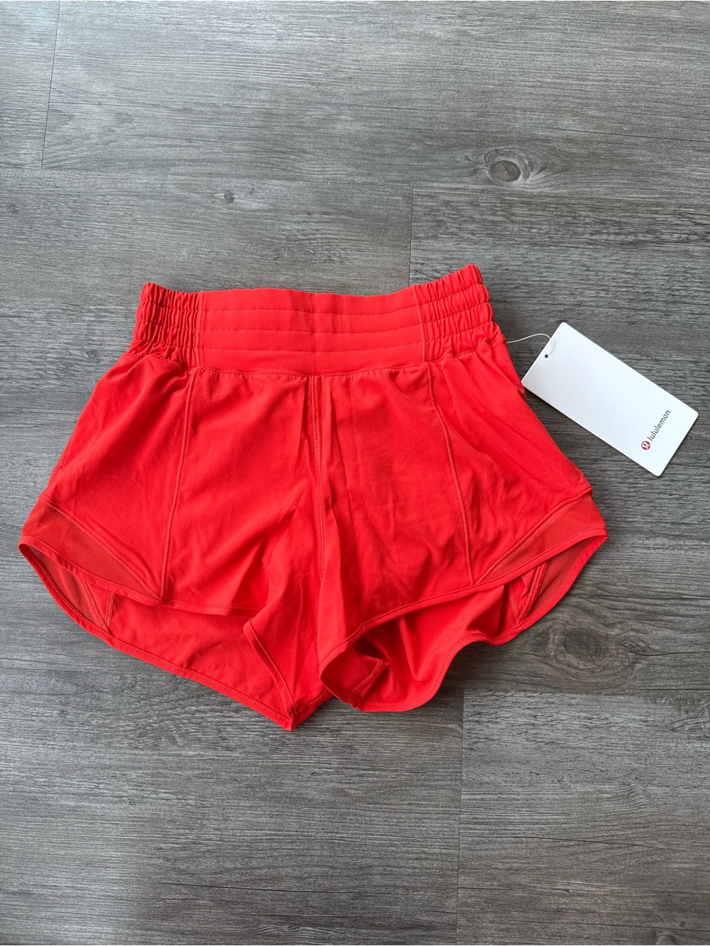 NWT Lululemon Hotty Hot High Rise Short 2.5” Lined Size 4 Cherry Ember Red CRYE!